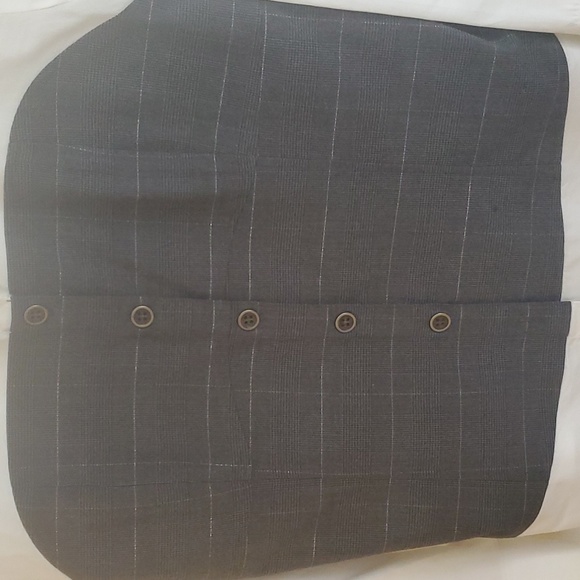 Monroe and Main long sleeve white button up with collar and built in vest - Picture 2 of 4